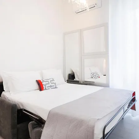 Modern And Bright Flat In Esquilino روما